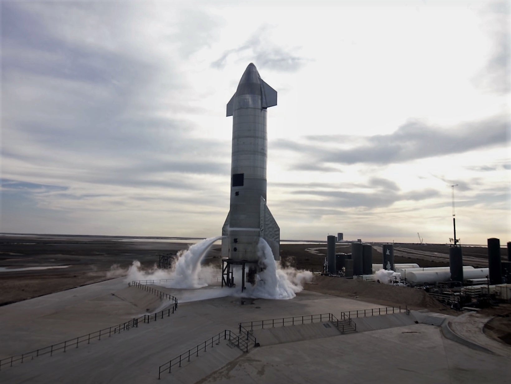 SpaceX Scrubs Starship SN11 Launch At Last Minute | The Independent